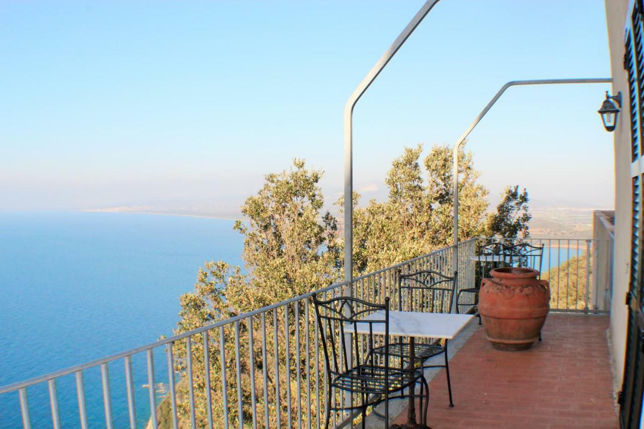 Castello Di Populonia Villa A Mare מראה חיצוני תמונה
