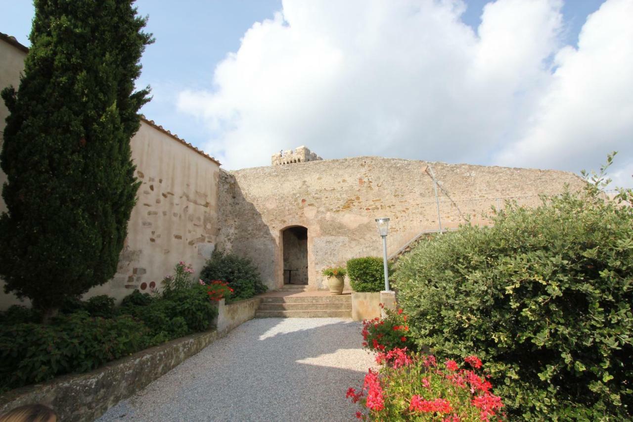 Castello Di Populonia Villa A Mare מראה חיצוני תמונה